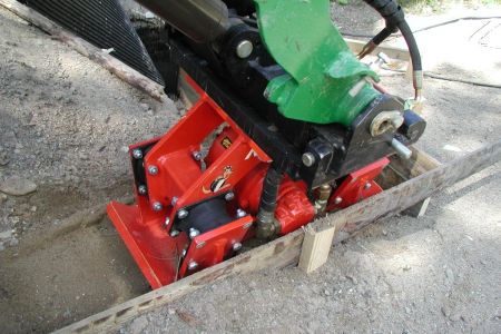 A21012 Vibrating plate work 1.jpg