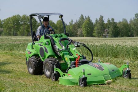 lawn-mower-1800-1.jpg