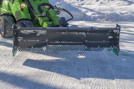 zoom snow plow A425180_10.jpg