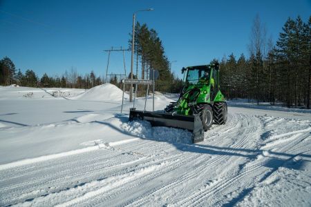 zoom-plow-1.jpg