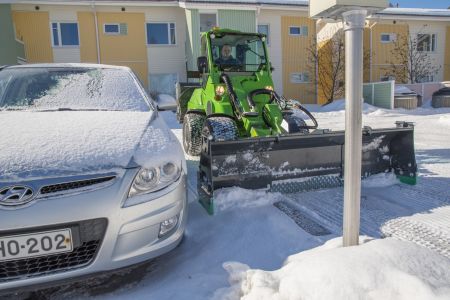 zoom snow plow A425180_6.jpg