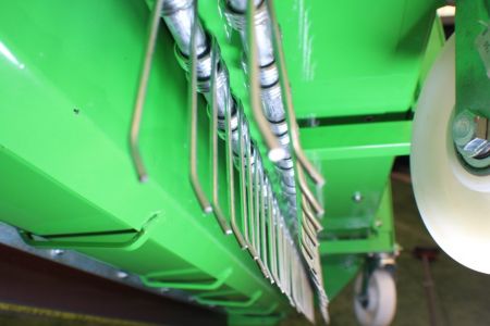 A36494  Artificial turf attachment ATA1200 work 16.JPG