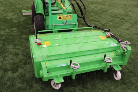A36494  Artificial turf attachment ATA1200 work 4.JPG