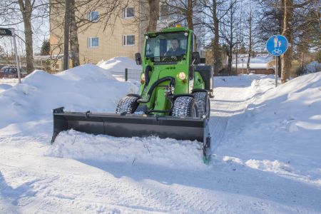 zoom snow plow A425180_2.jpg