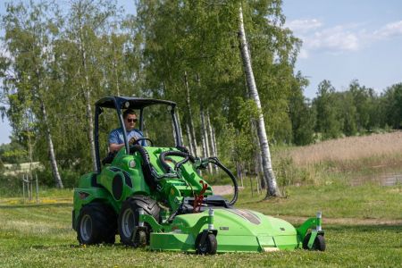 lawn-mower-1800-2.jpg